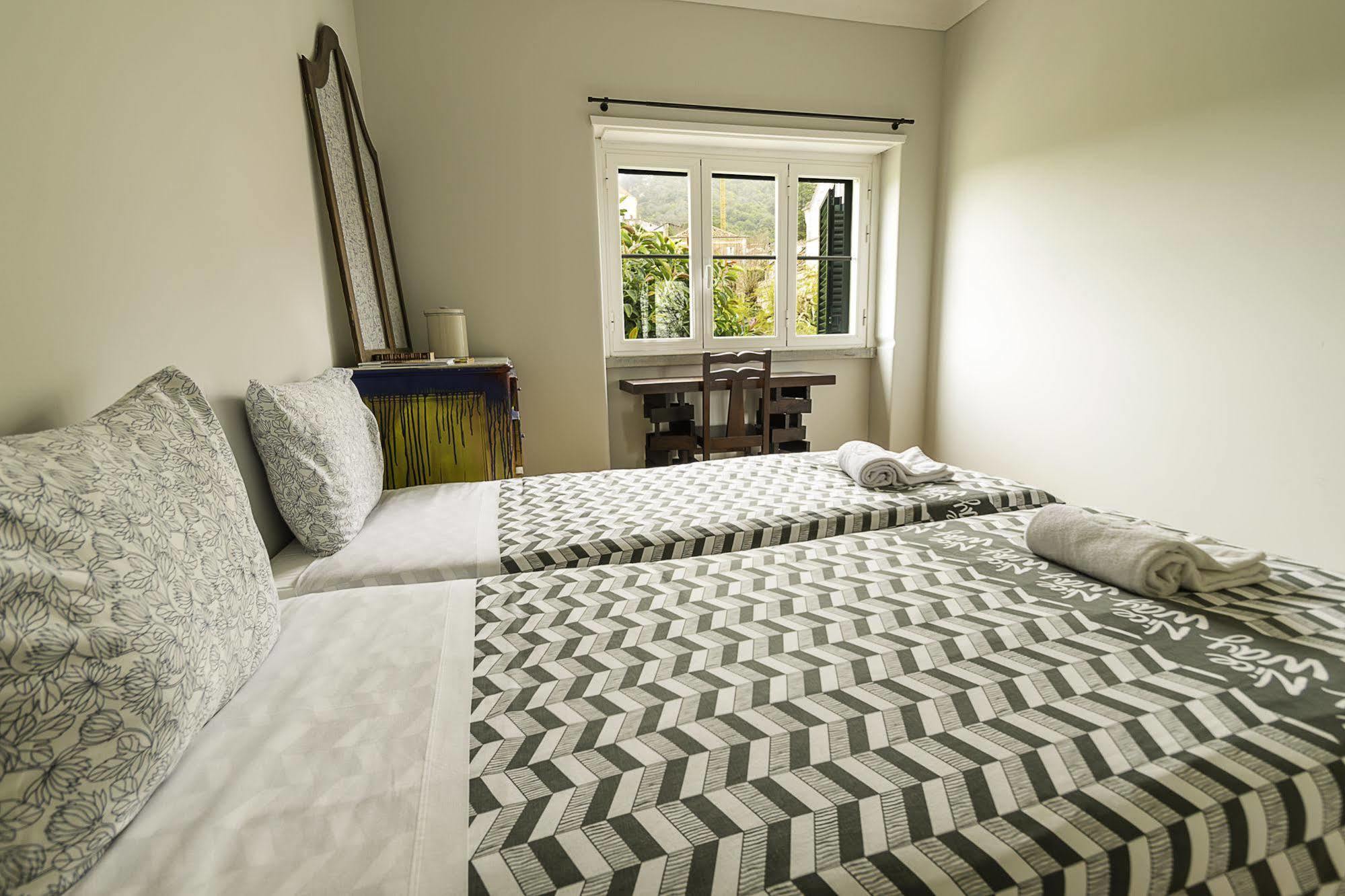 Nice Way Sintra Hostel المظهر الخارجي الصورة